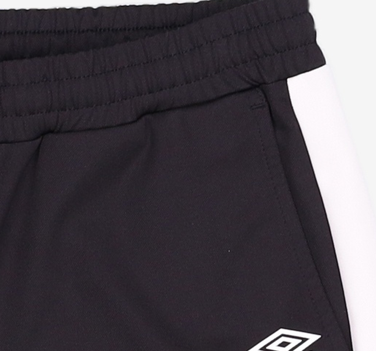 엄브로(UMBRO) 숏팬츠 70
