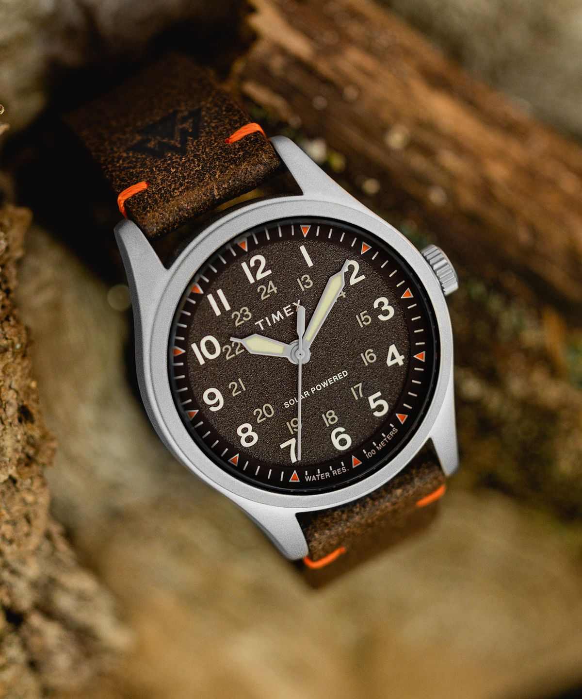 타이맥스(TIMEX) 익스페디션 솔라파워 친환경 레더 필드시계 36mm