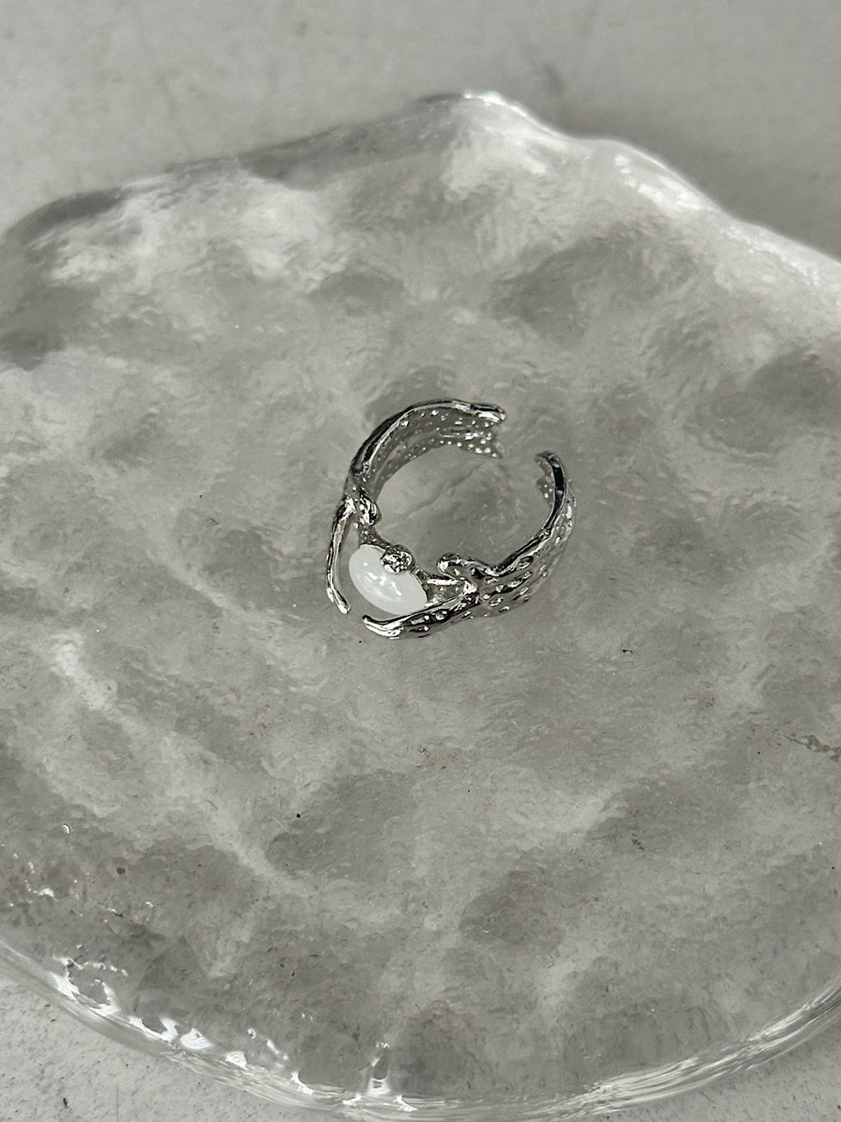 아포엠(APOEM) Milky Tide Open Ring