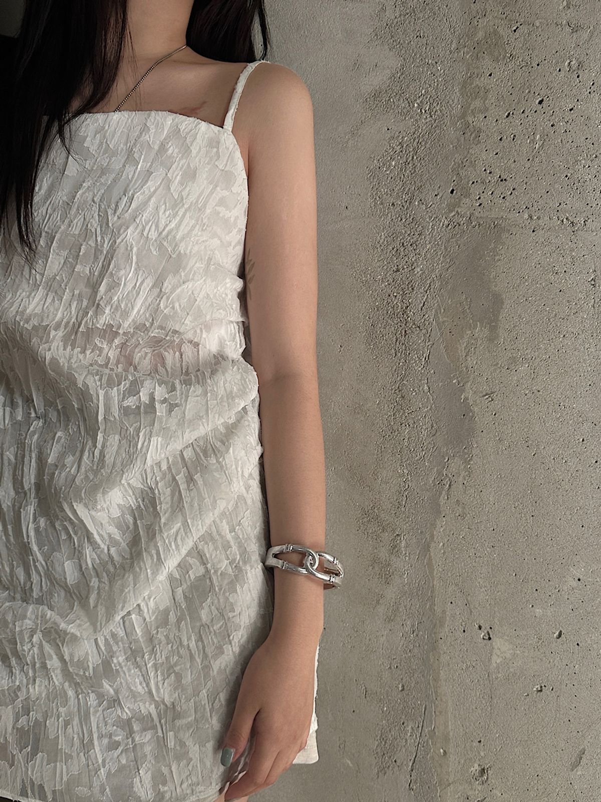 아포엠(APOEM) Soft Orbit Bangle