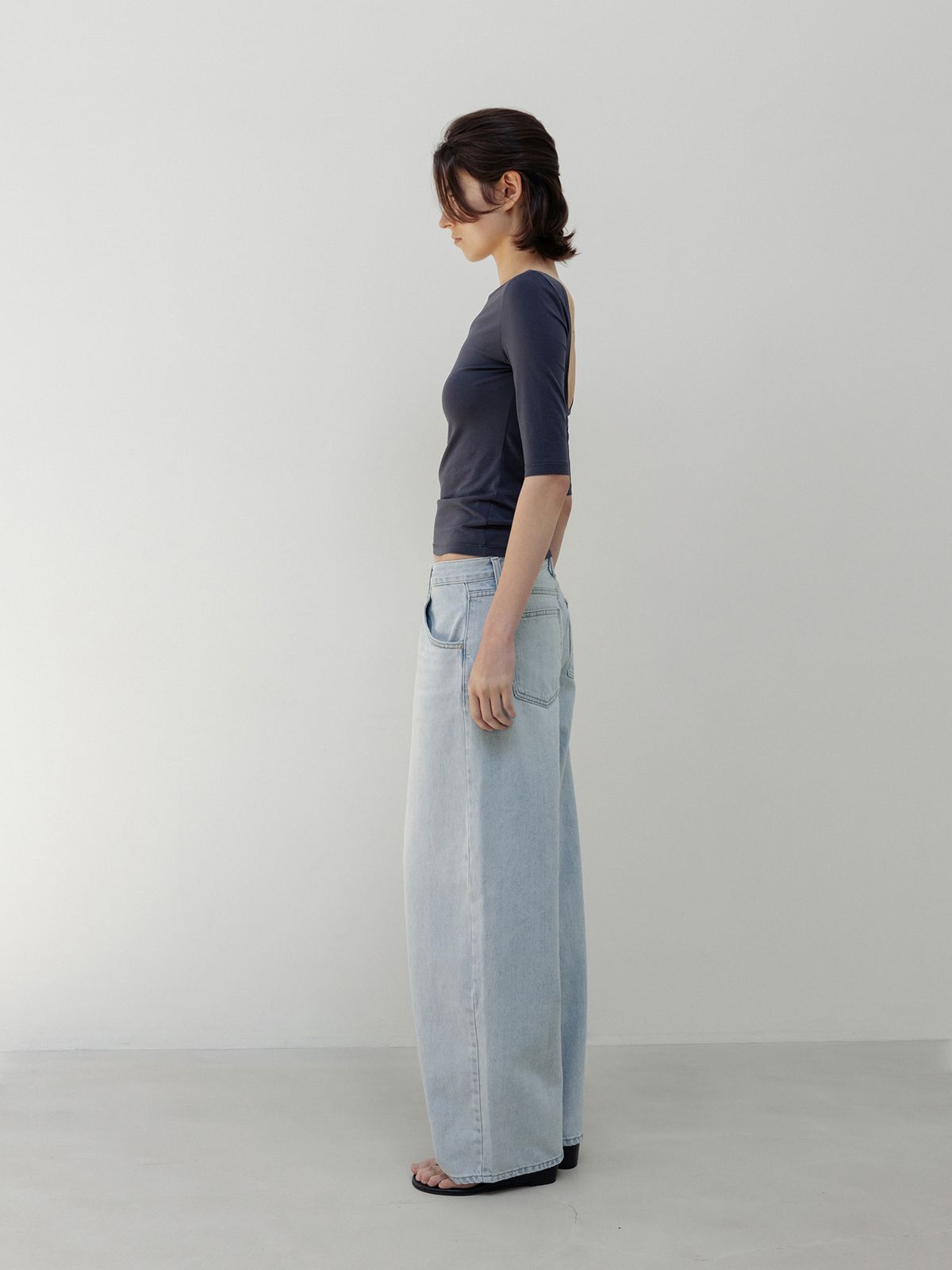 모이아(MOIA) backless cotton t-shirt (dusty navy)