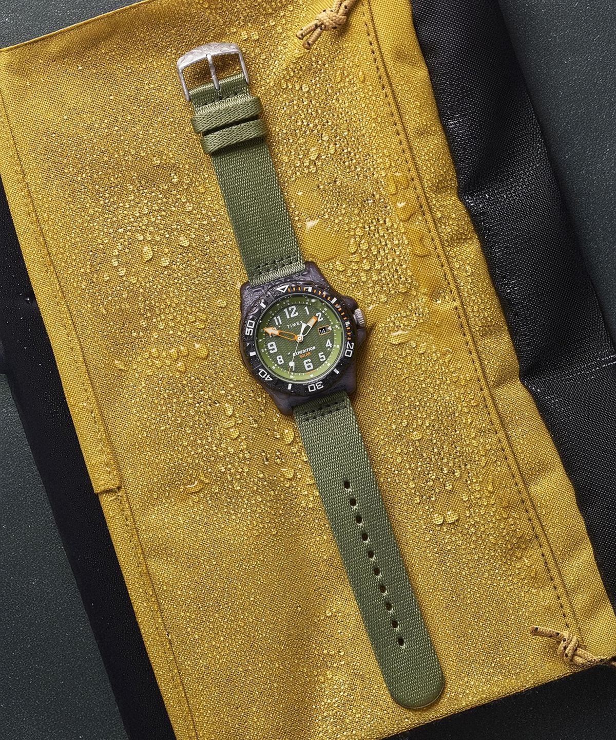 타이맥스(TIMEX) 익스페디션 프리다이브 오션 태양광 충전 남성시계 46mm