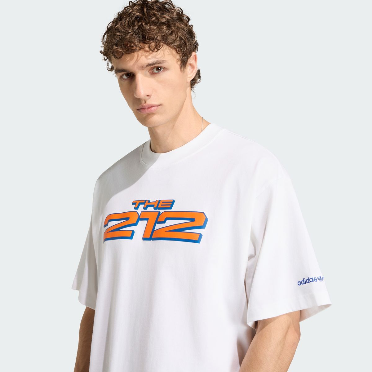 아디다스(ADIDAS) FIFA World Cup 26™ 호스트 시티 뉴욕 티셔츠 - 화이트 / KD8300