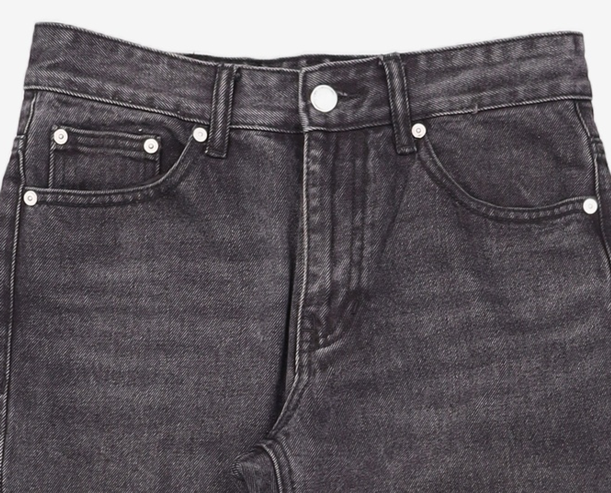 86로드(86ROAD) BLACK NORMAL CHIP / CROP TAPERED 28