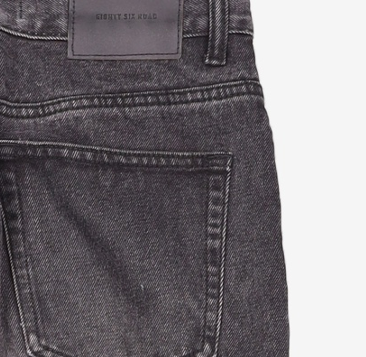 86로드(86ROAD) BLACK NORMAL CHIP / CROP TAPERED 28