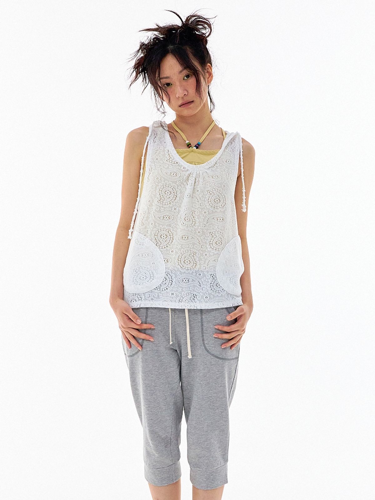 익스파이어드걸(EXPIRED GIRL) Mia Sleeveless Hoodie Ivory