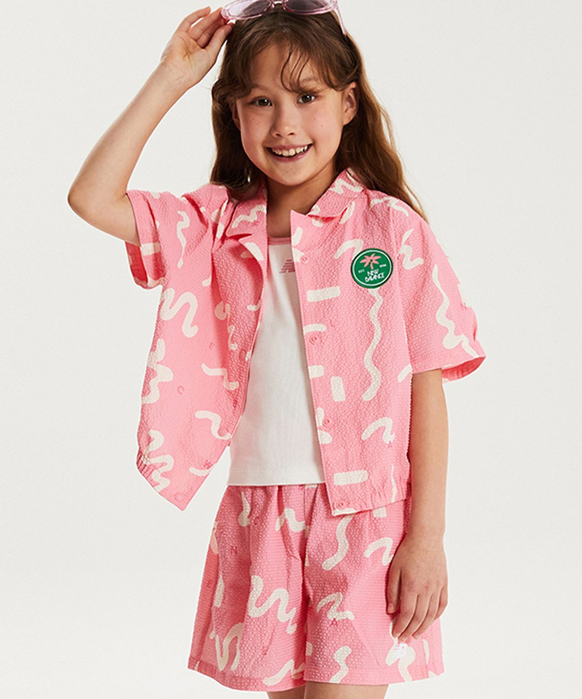 뉴발란스 키즈(NEWBALANCEKIDS) [3PCS]SUMMER WAVE_여아 패턴 시어서커 셔켓 셋업 아동 상하복NK9YG3971G25