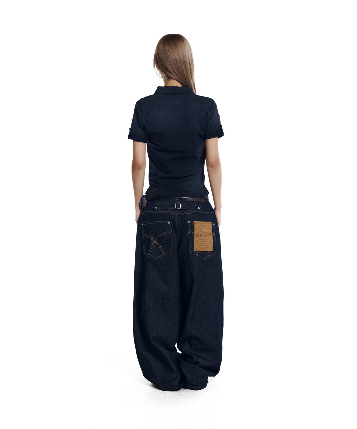 아캄(AAKAM) Leather Label Denim Pants (Blue)