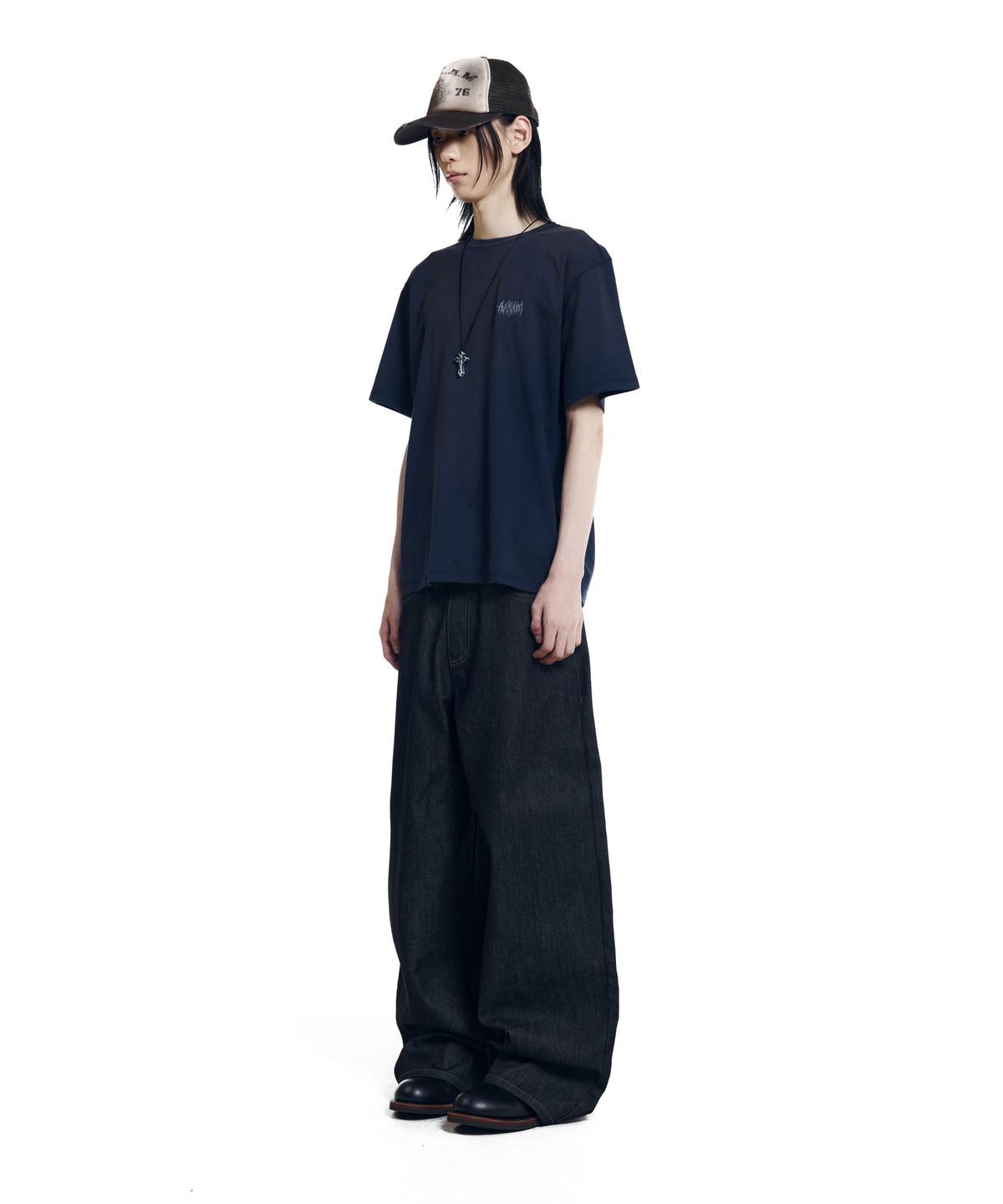 아캄(AAKAM) Leather Label Denim Pants (Black)