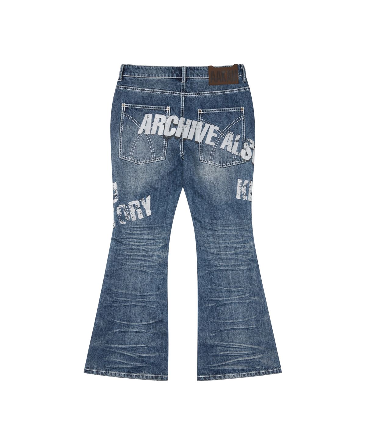 아캄(AAKAM) Typo Flare Denim Pants (Blue)