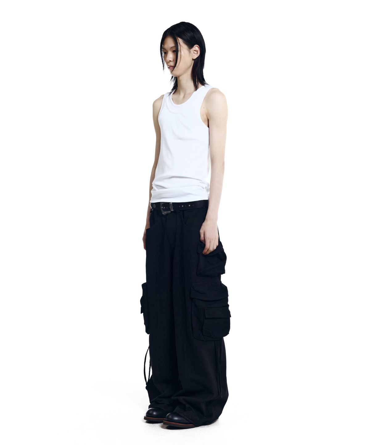 아캄(AAKAM) Heavy Cargo Shirring Pants (Black)