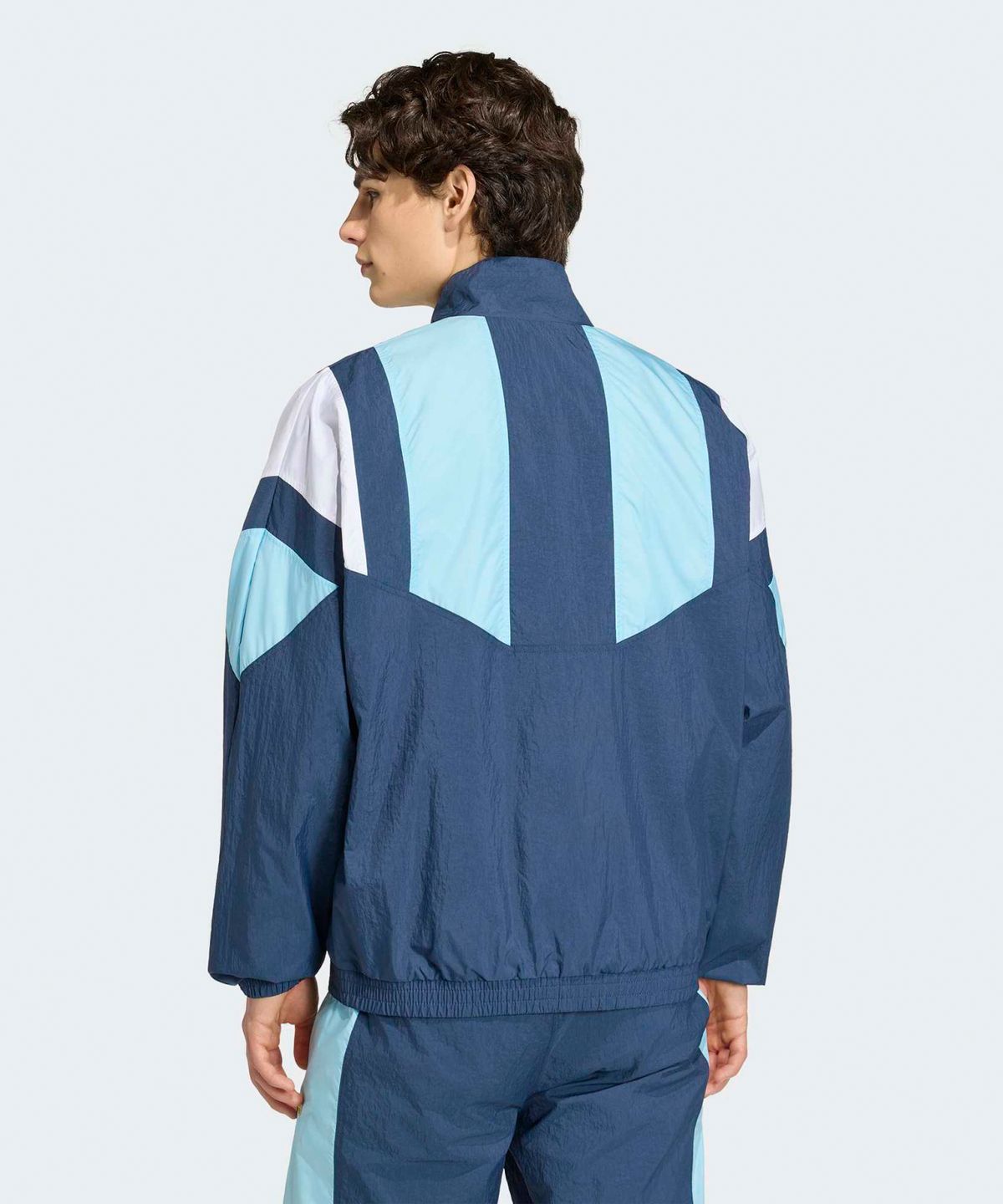 아디다스(ADIDAS) 아르헨티나 EQT 트랙탑 - 크루네이비 / KG2287