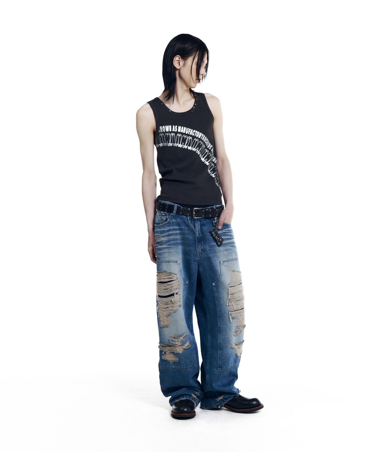 아캄(AAKAM) Safety Pin Sleeveless (Charcoal)