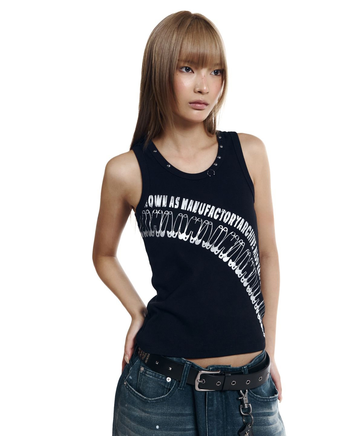 아캄(AAKAM) Safety Pin Sleeveless (Black)