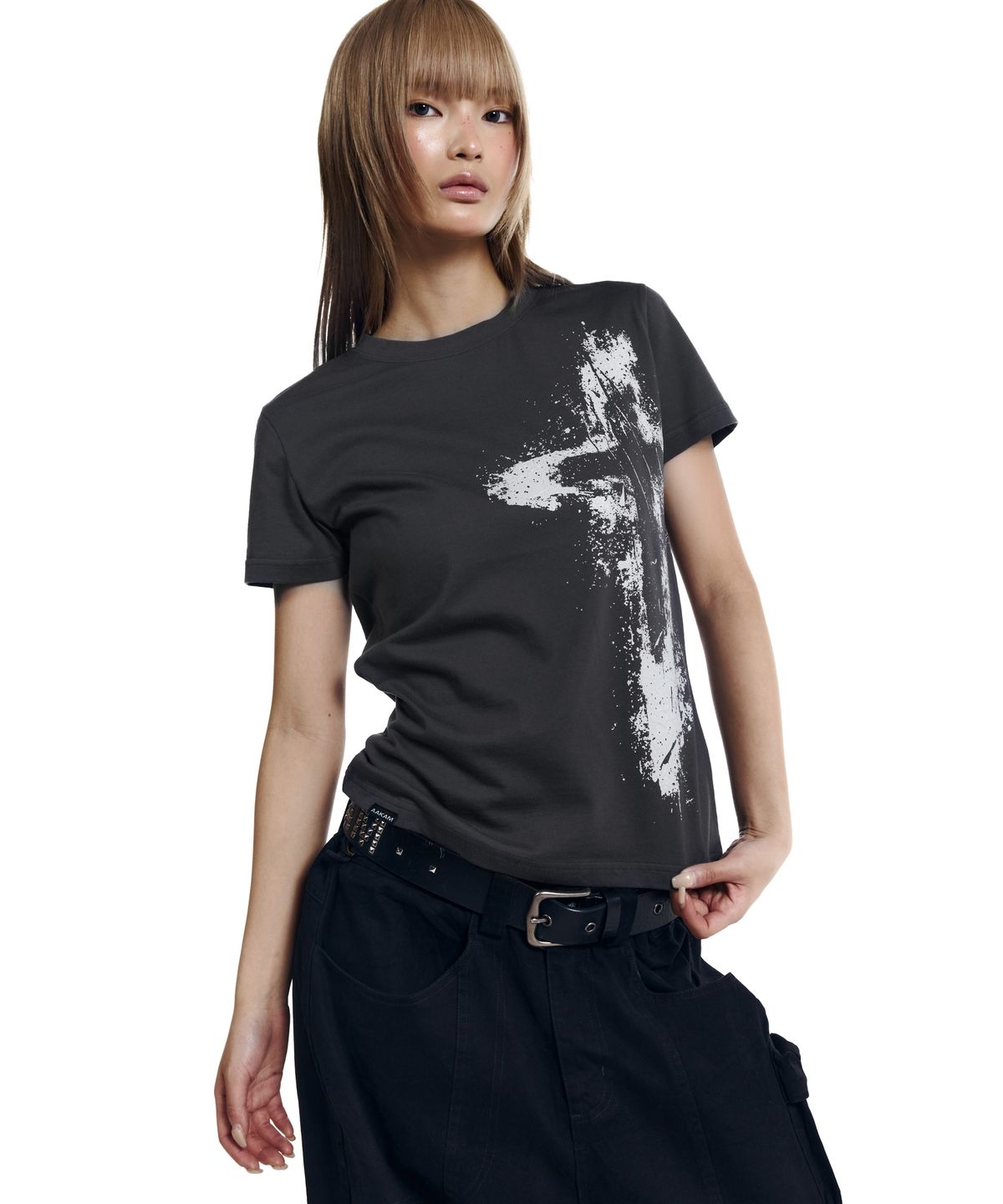 아캄(AAKAM) Splatter Painted CROS2 Half Top (Charcoal)