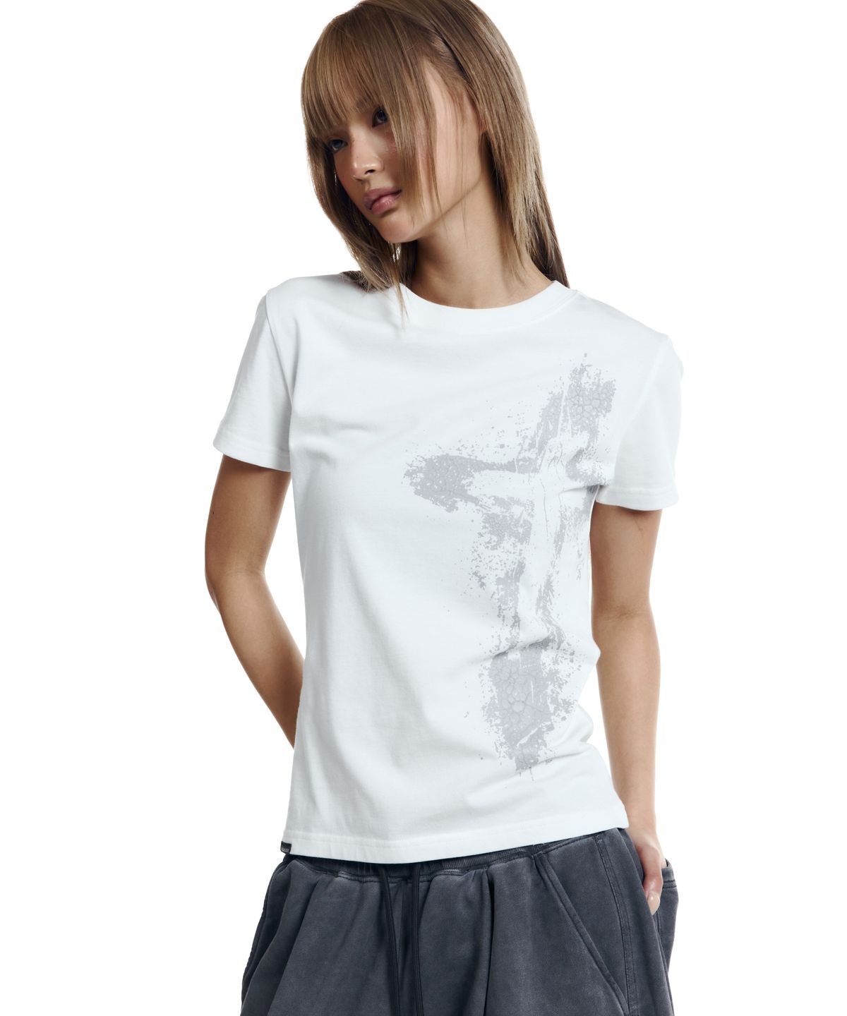 아캄(AAKAM) Splatter Painted CROS2 Half Top (White)