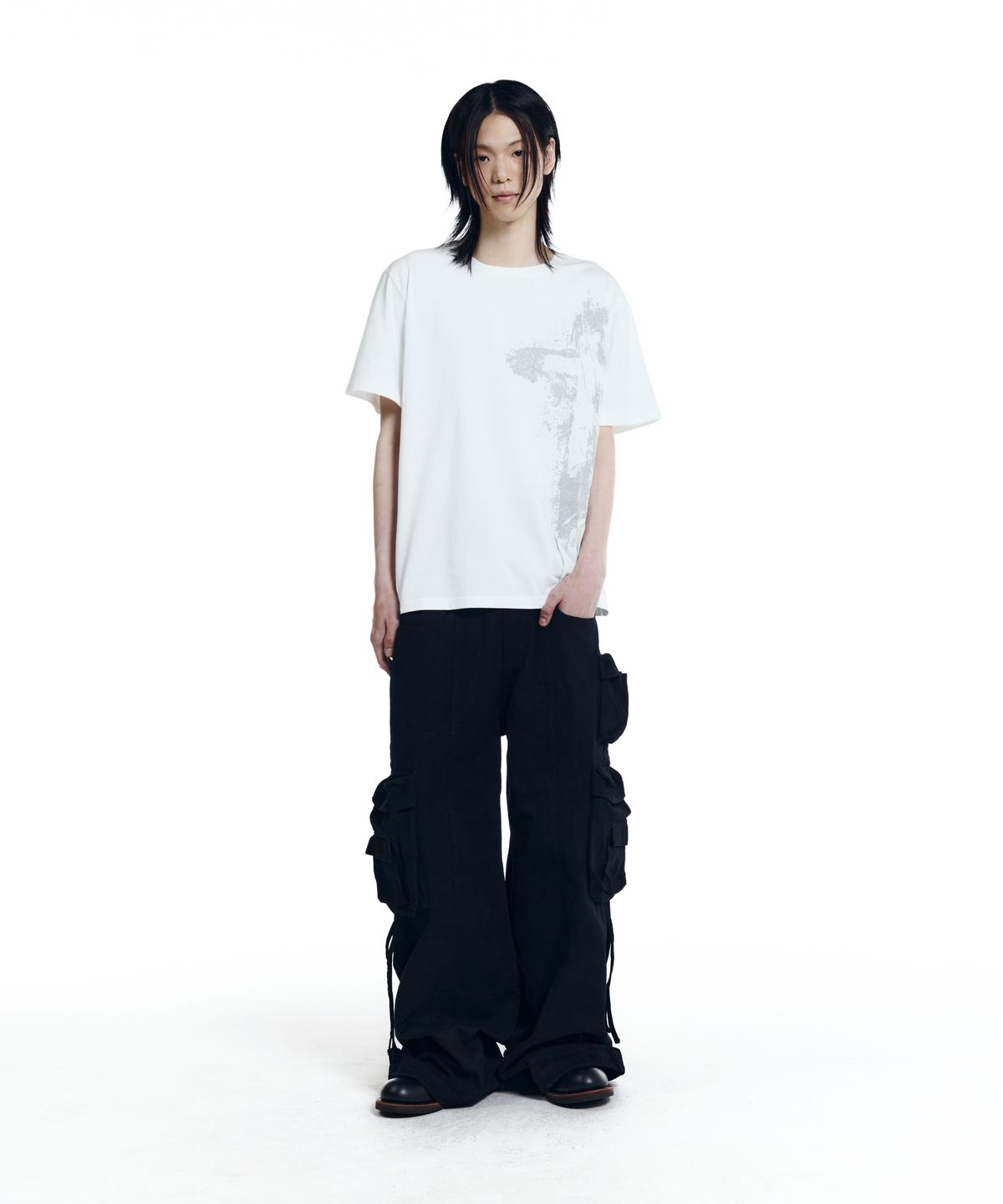 아캄(AAKAM) Splatter Painted CROS2 Half Top (White)