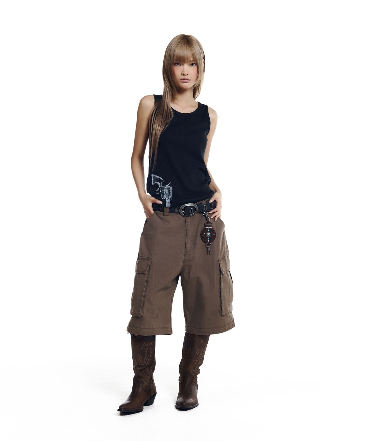 아캄(AAKAM) Gunslinger Sleeveless (Black)