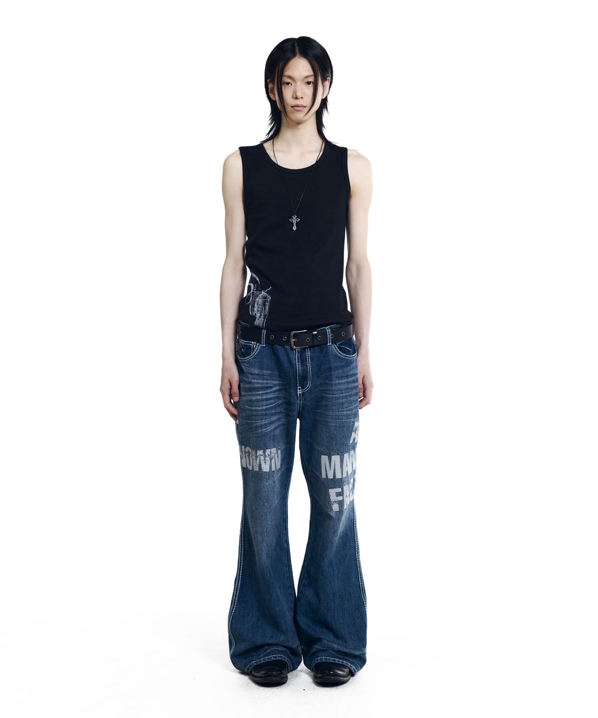 아캄(AAKAM) Gunslinger Sleeveless (Black)