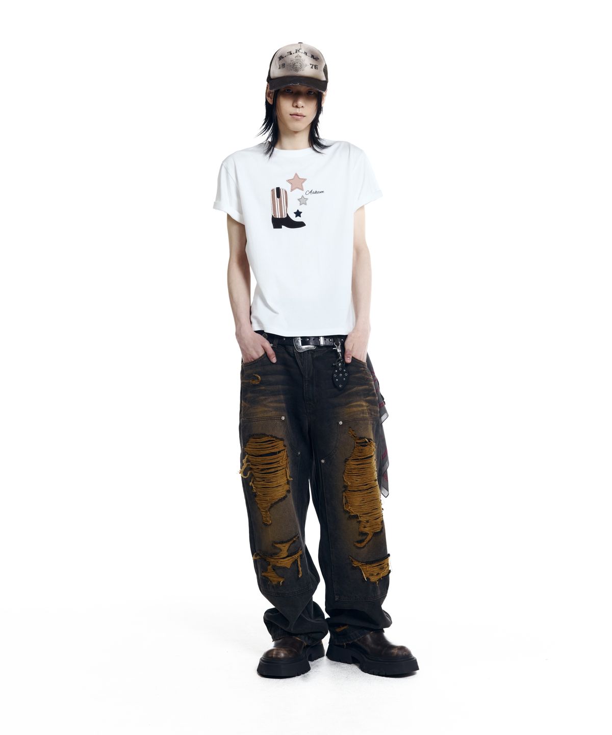 아캄(AAKAM) Western Boots Half Top (White)