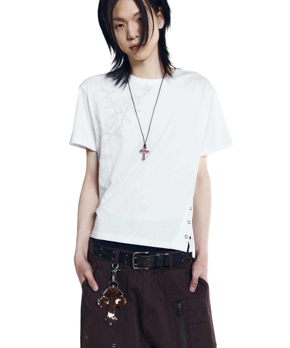 아캄(AAKAM) Snap Gothic Half Top (White)