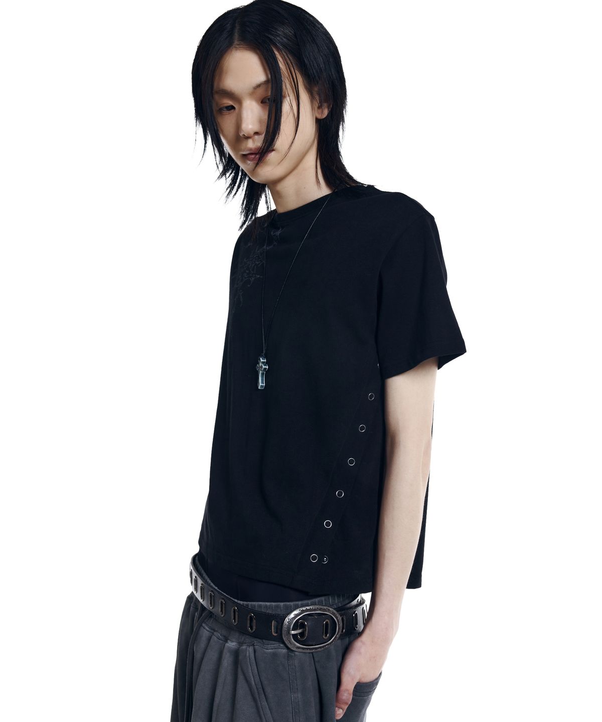 아캄(AAKAM) Snap Gothic Half Top (Black)