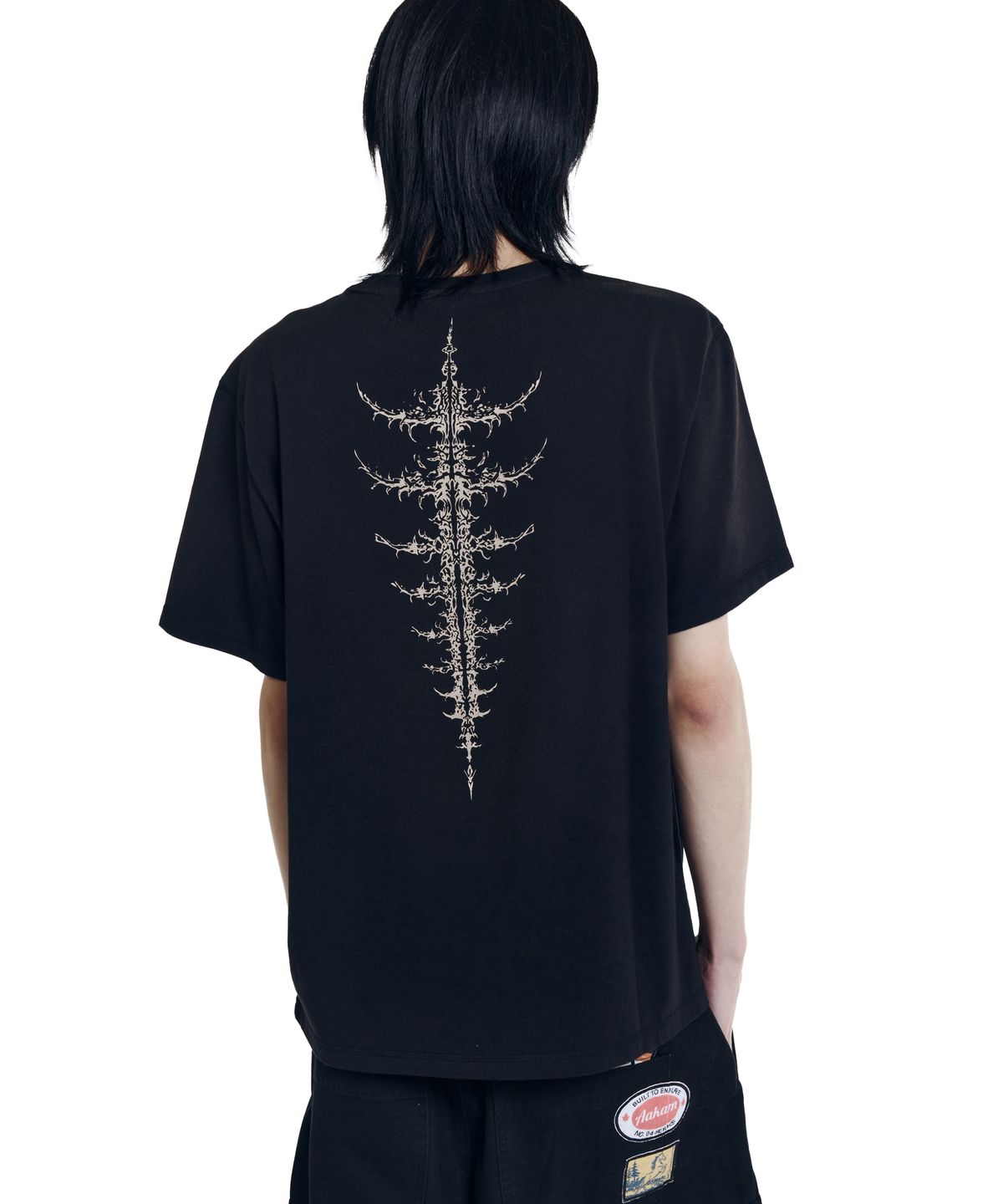 아캄(AAKAM) Dirty Spray Bone Half Top (Black)