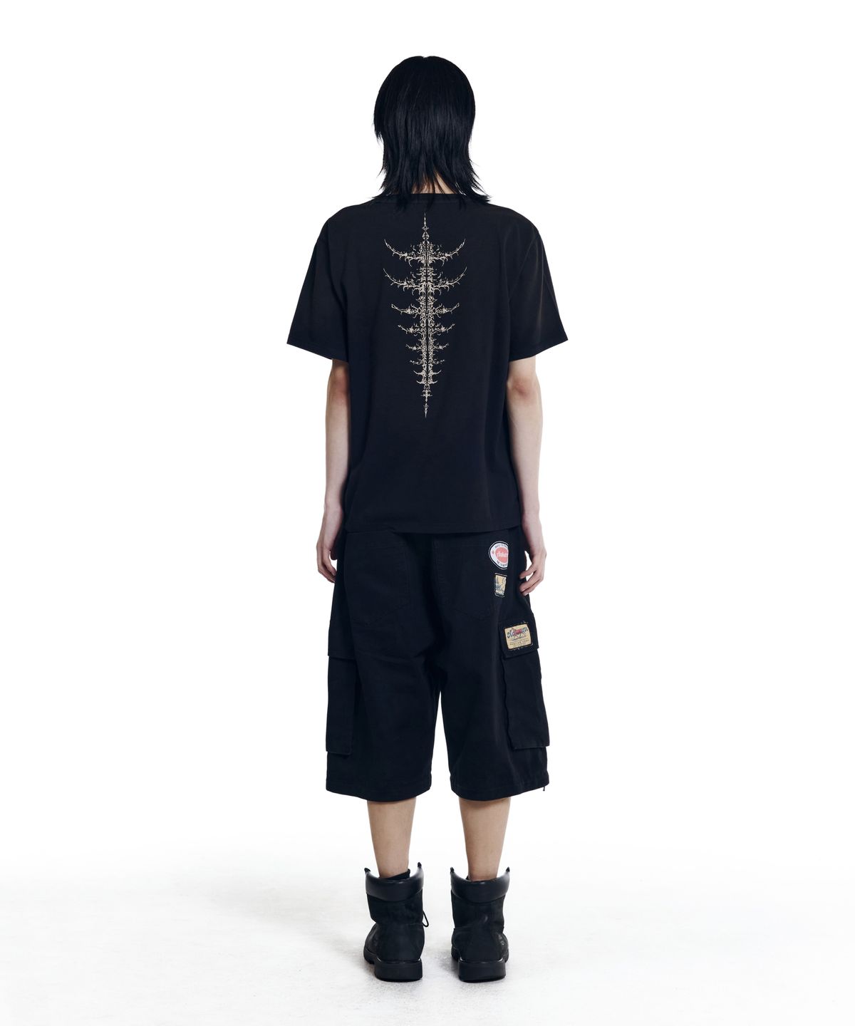 아캄(AAKAM) Dirty Spray Bone Half Top (Black)