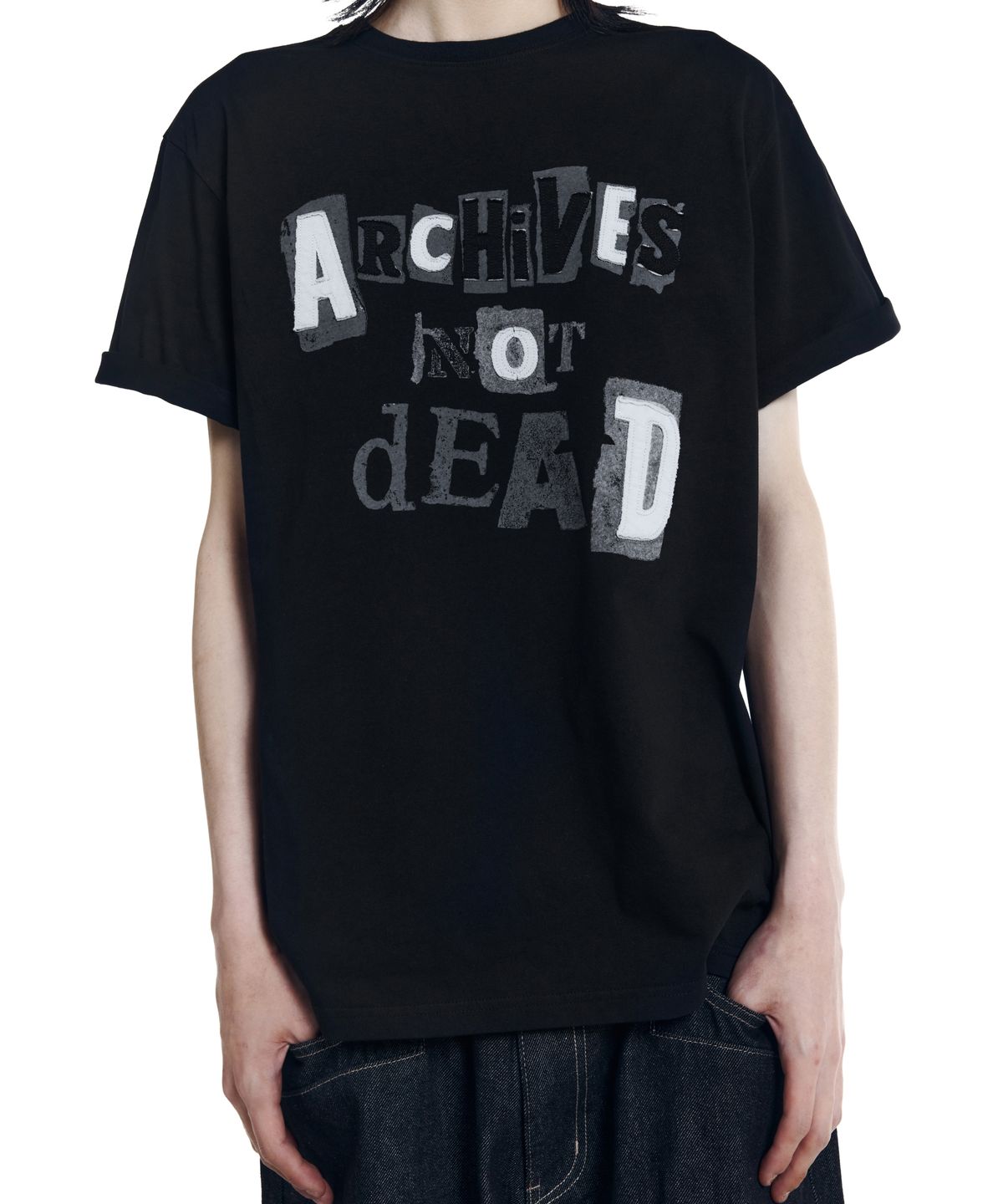 아캄(AAKAM) Archives Not Dead Half Top (Black)