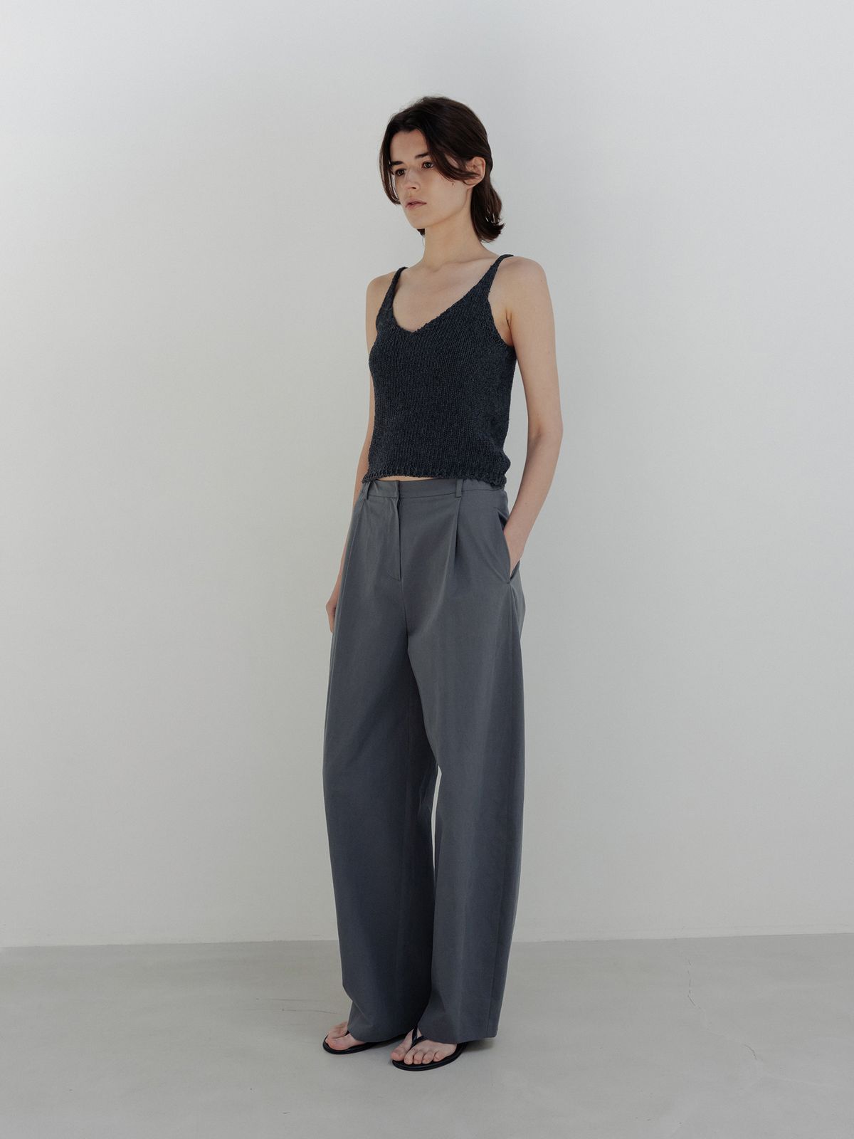 모이아(MOIA) paper sleeveless (ash blue)