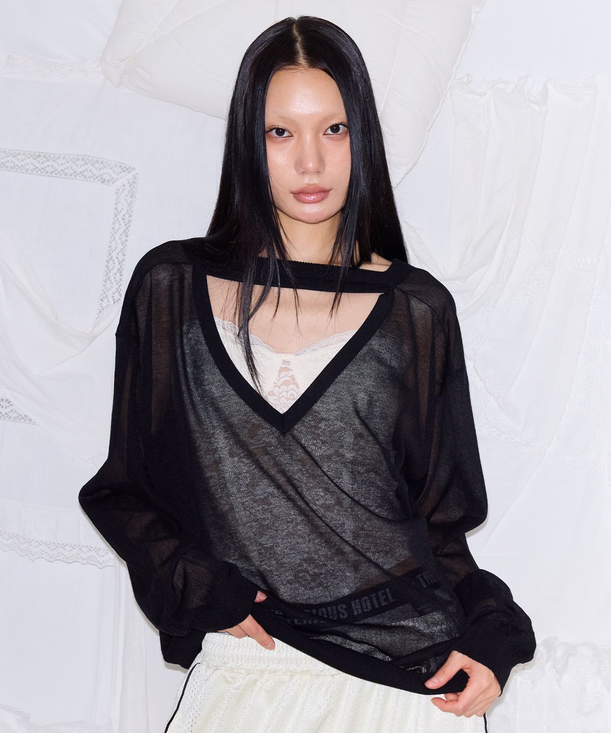 미스테리어스호텔(THE MYSTERIOUS HOTEL) CHOKER SUMMER KNIT [BLACK]