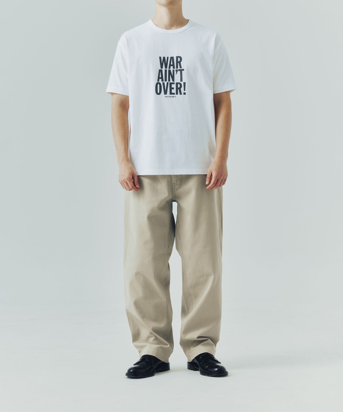 에스피오나지(ESPIONAGE) (Standard Fit) War Aint Over Tee Off White