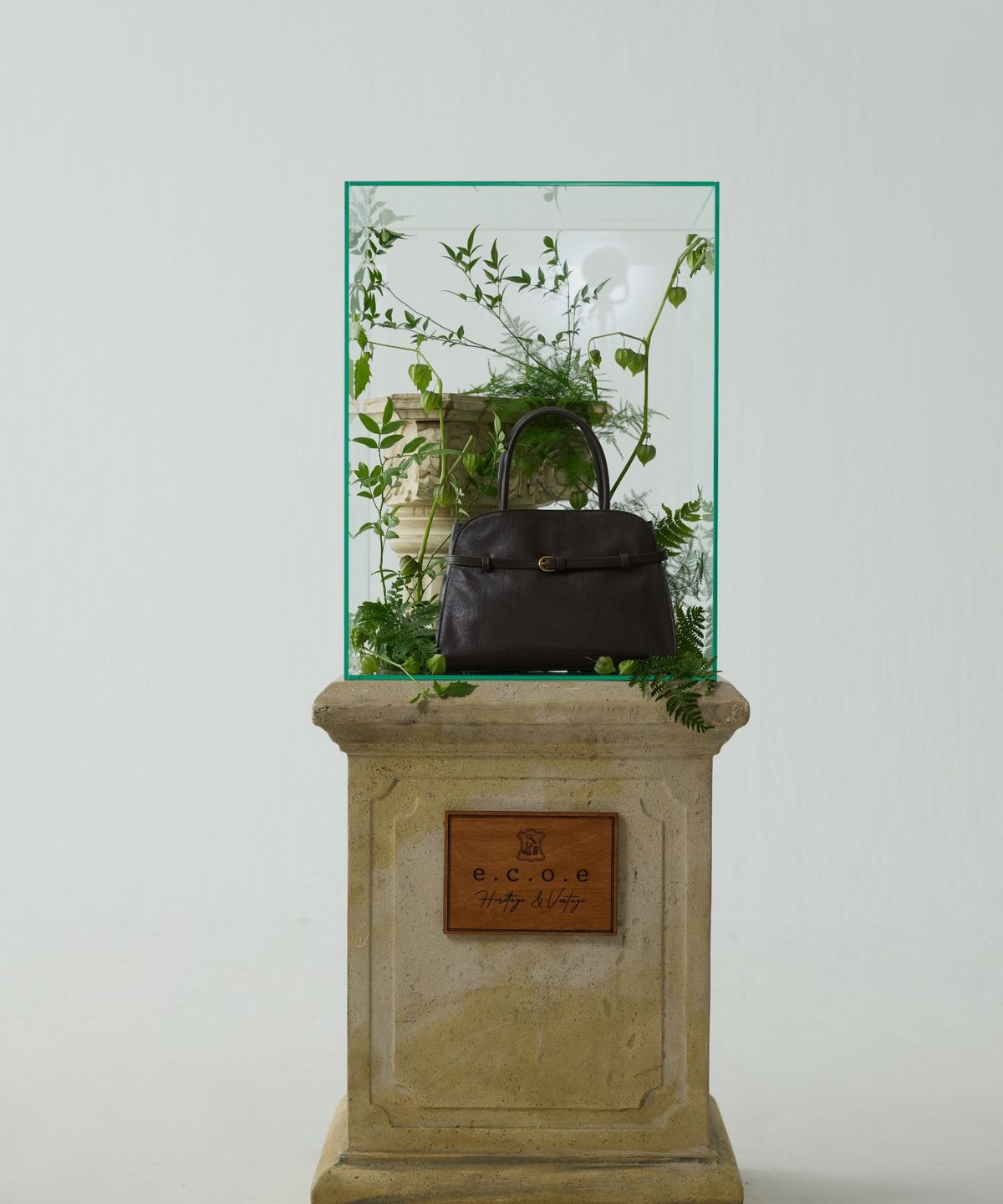 에코에(ECOE) e.c.o.e Heritage Buckle Bag - Chestnut Brown
