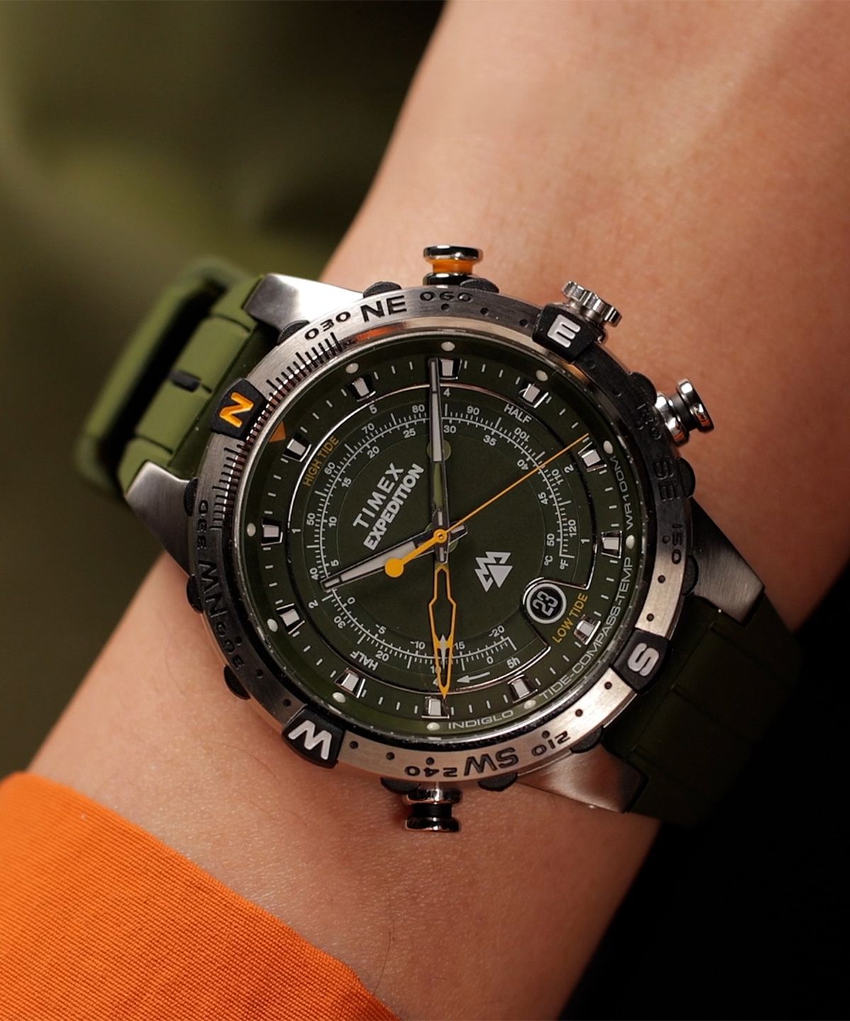 타이맥스(TIMEX) 익스페디션 조수 온도 나침반 탐험용 아웃도어시계 45mm