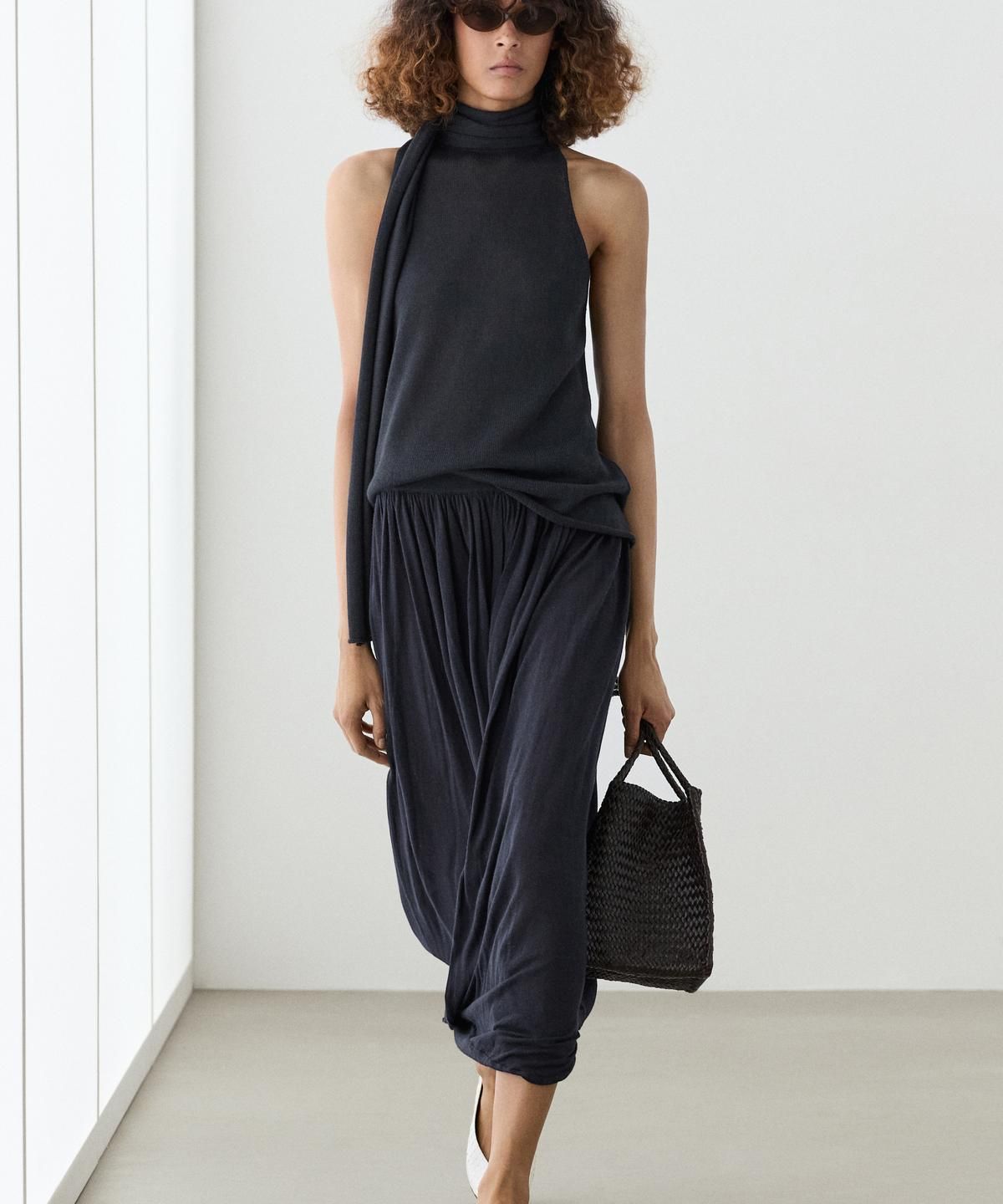 마시모두띠(MASSIMO DUTTI) 드레이프 벌룬 미디 스커트