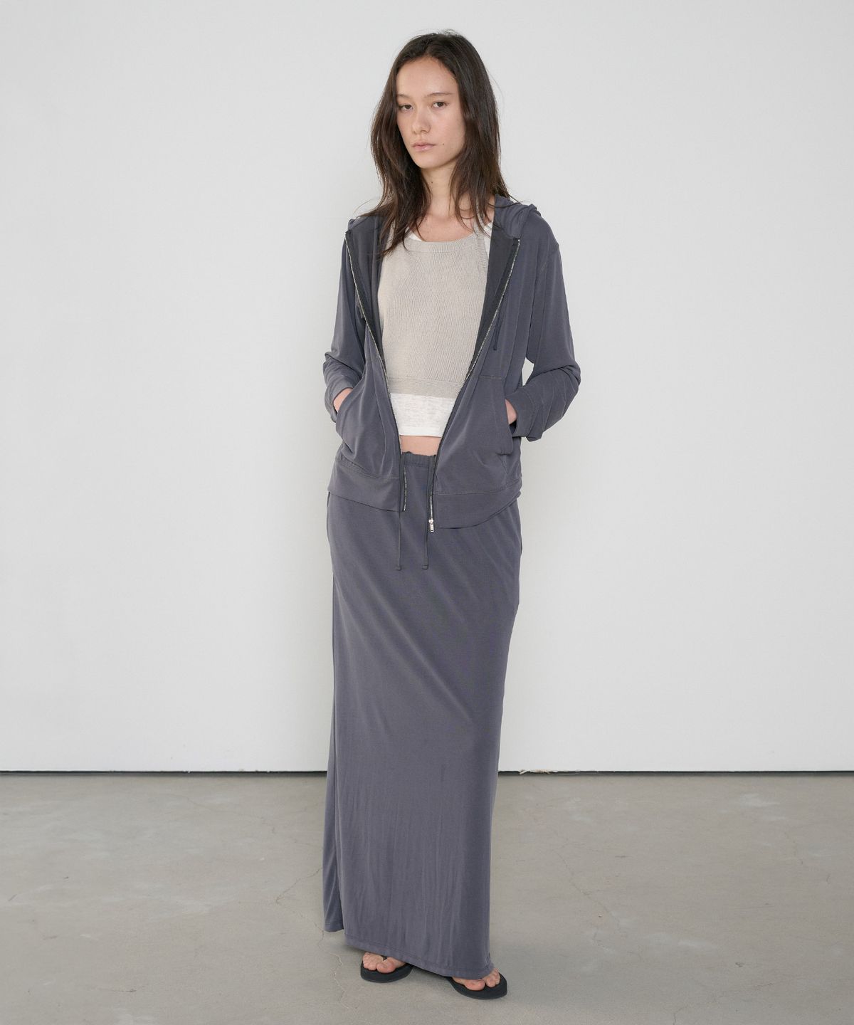 정감 스튜디오(JEONGGAM STUDIOS) Linen Blend Halterneck Sleeveless_3 Color
