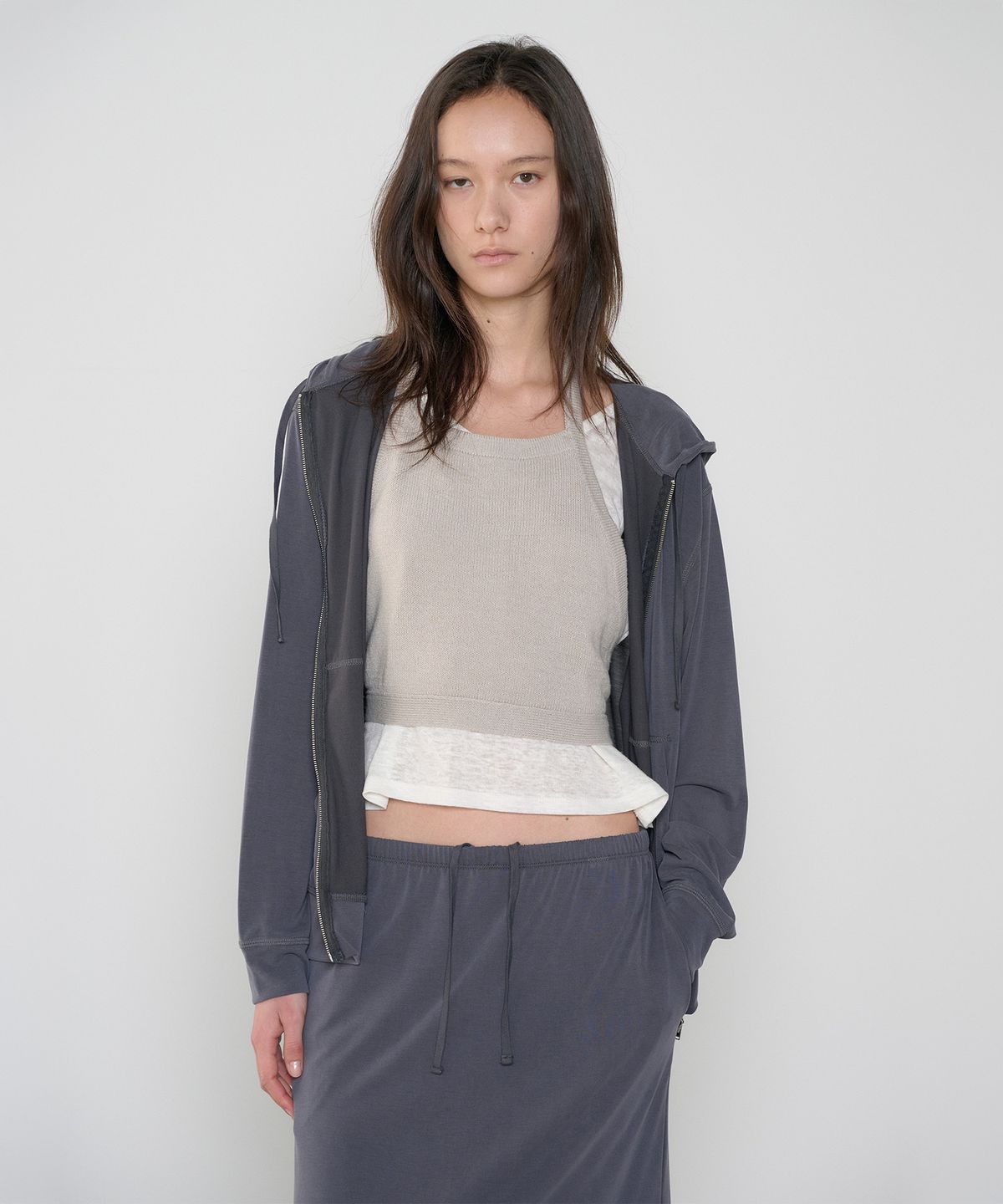 정감 스튜디오(JEONGGAM STUDIOS) Linen Blend Halterneck Sleeveless_3 Color