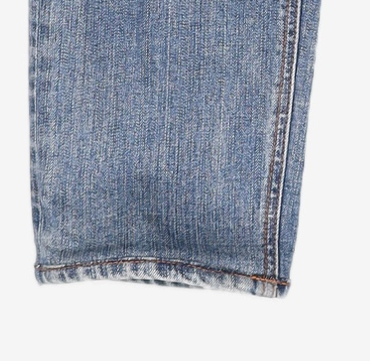 86로드(86ROAD) CHARMING BLUE CHIP / CROP TAPERED 30