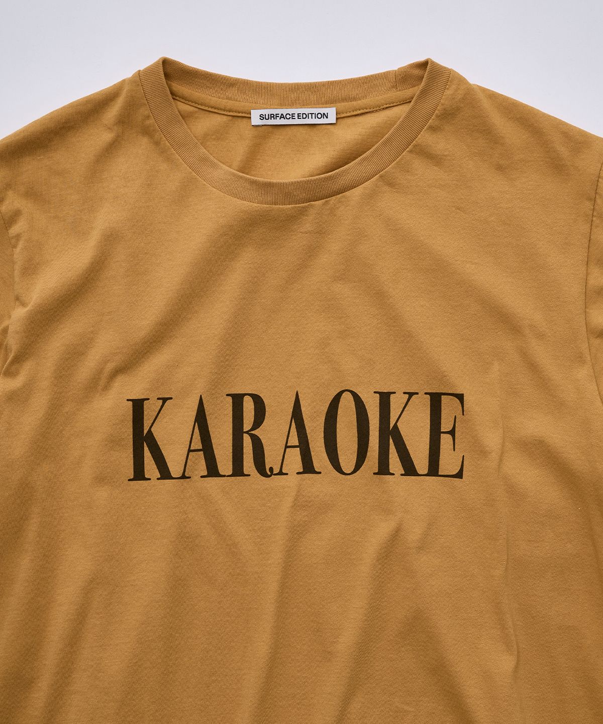 서피스에디션(SURFACE EDITION) KARAOKE T-SHIRT YELLOW