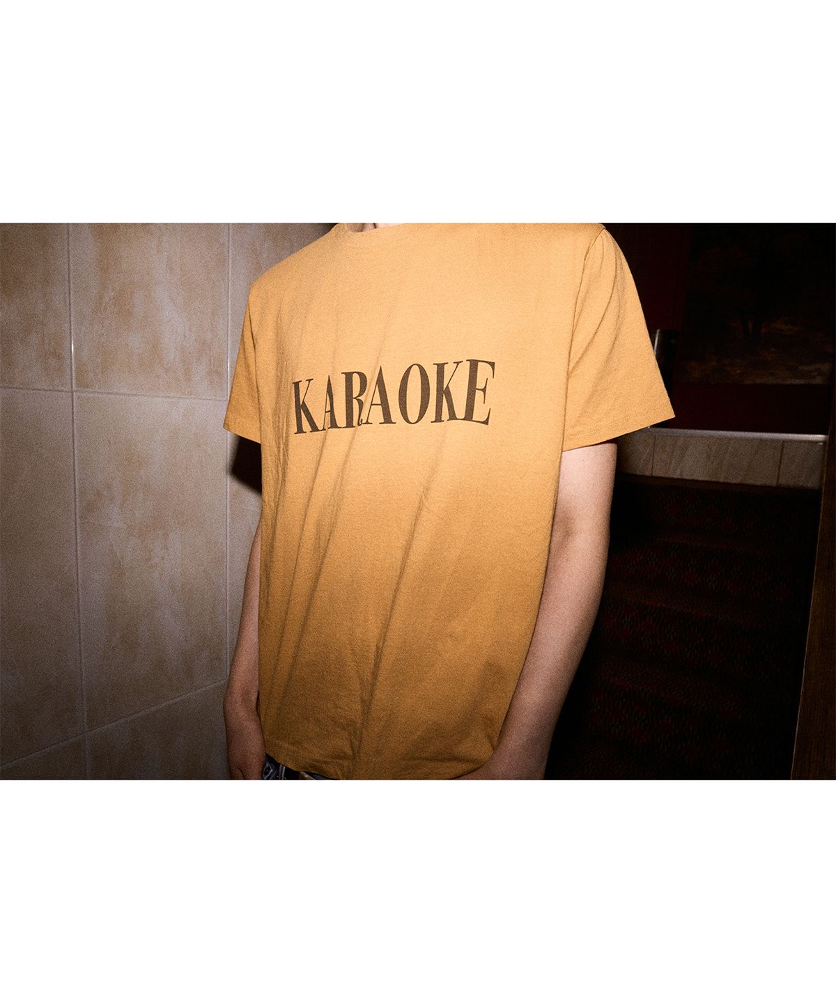 서피스에디션(SURFACE EDITION) KARAOKE T-SHIRT YELLOW