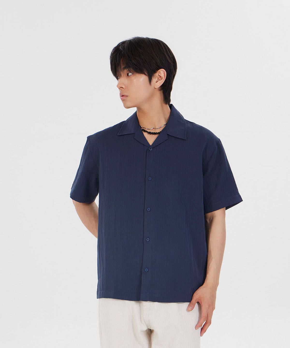 메이킷투(MAKEITTO) 미니멀 오픈 카라 반팔 셔츠_네이비