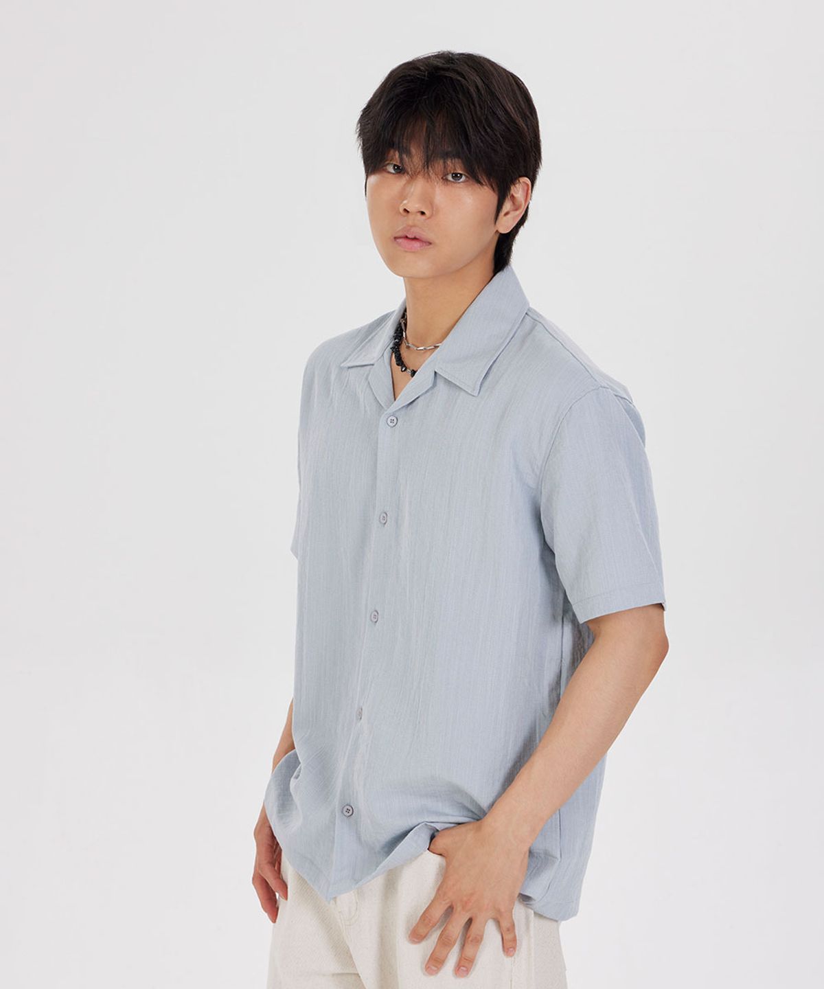 메이킷투(MAKEITTO) 미니멀 오픈 카라 반팔 셔츠_스카이블루