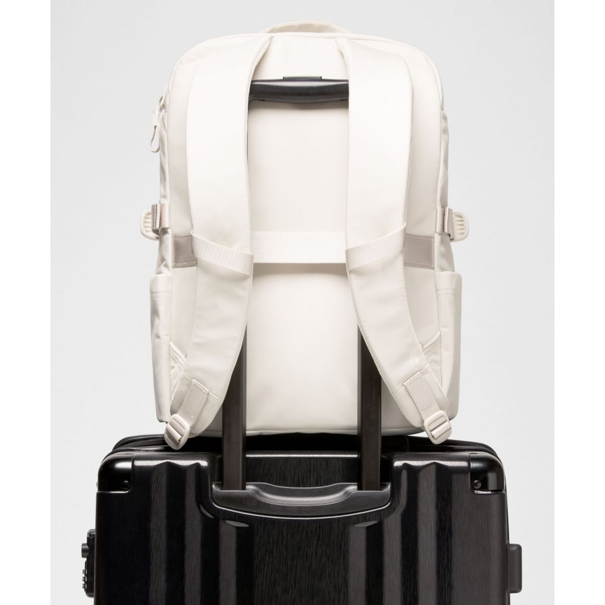 룰루레몬(LULULEMON) 뉴 크루 백팩 22L *업데이트  LTIV WKKI