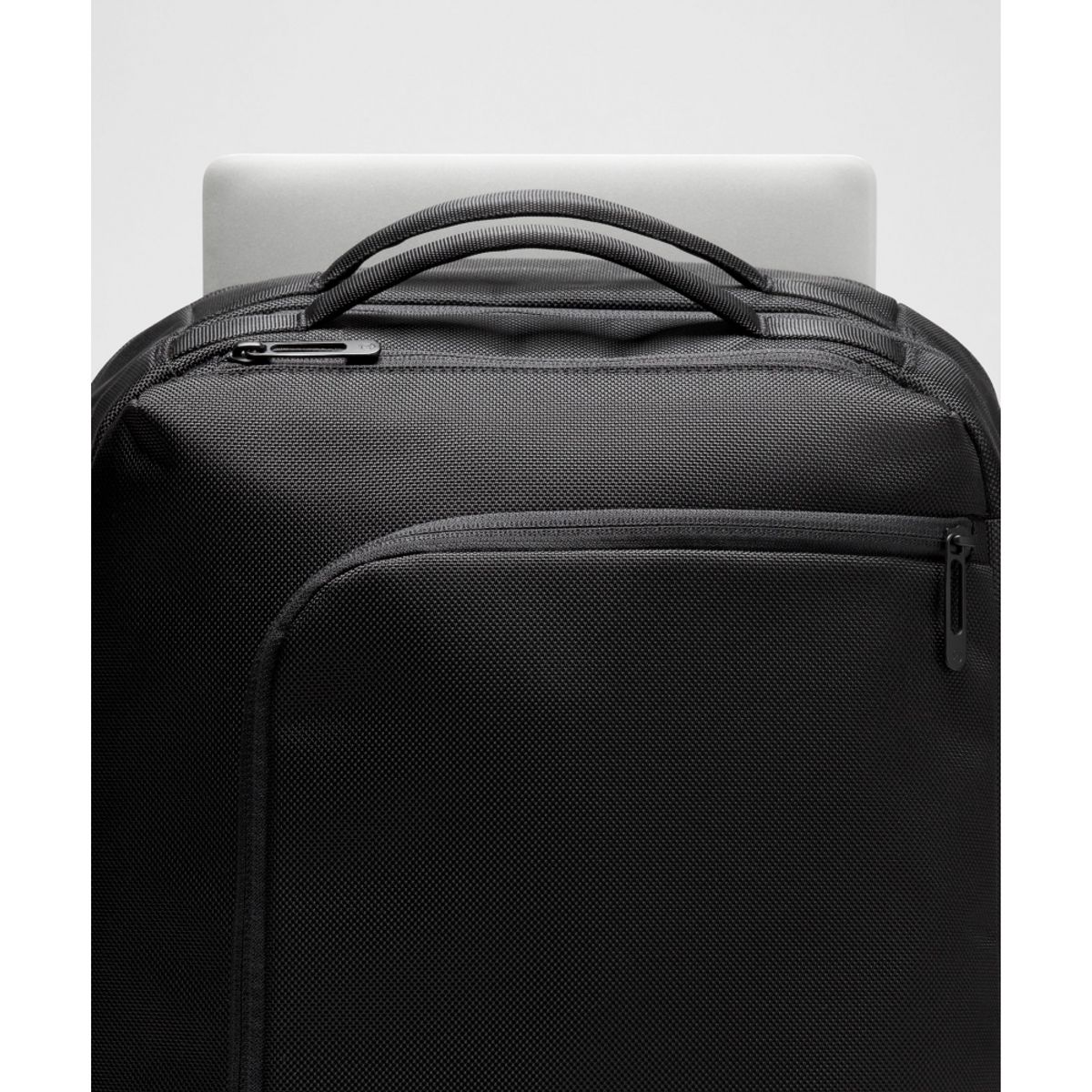 룰루레몬(LULULEMON) 크루저 트래블 백팩 35L  BLK GGRE