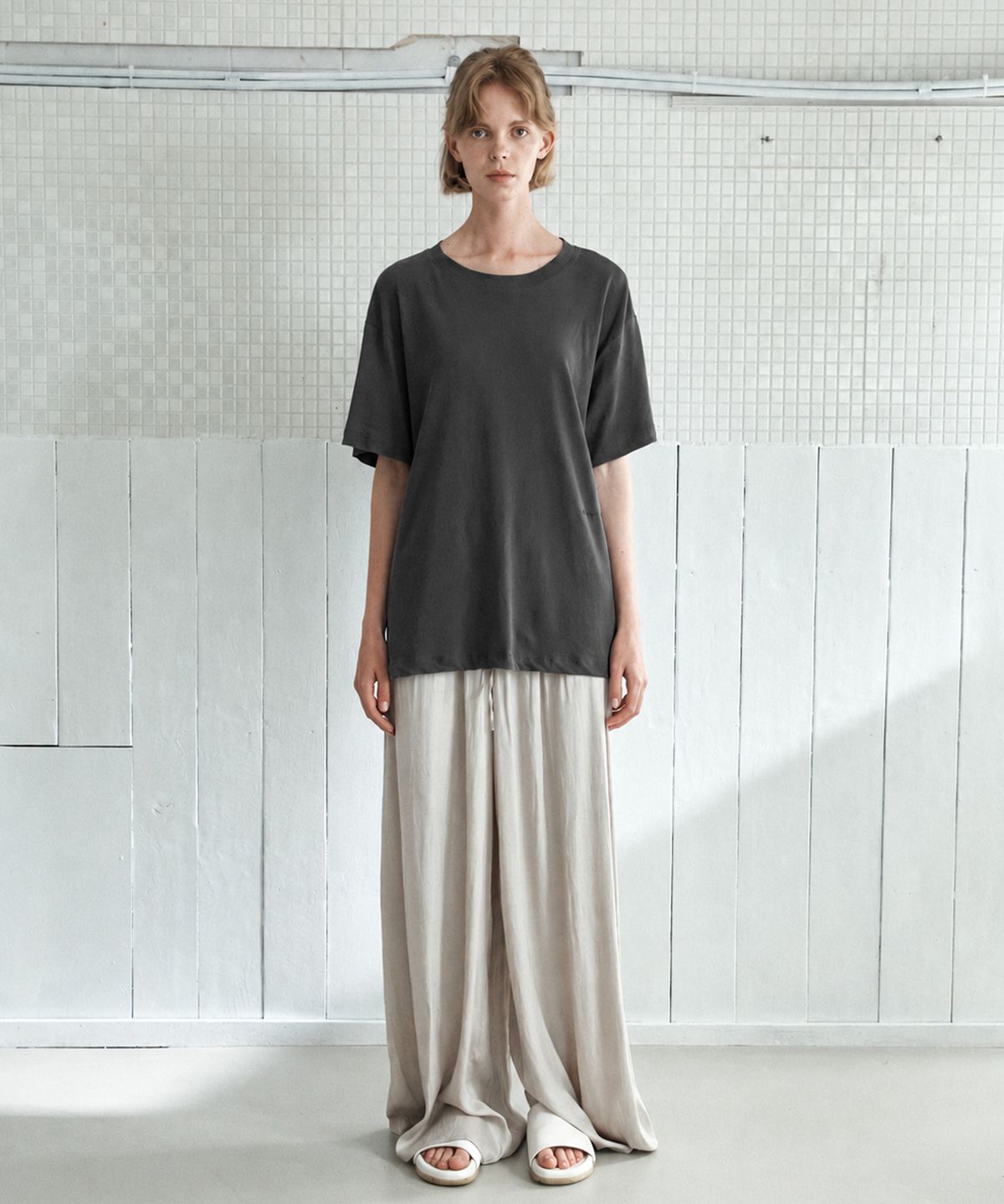 유르트(YURT) DEMI T-SHIRTS 데미 반팔티_3COLOR