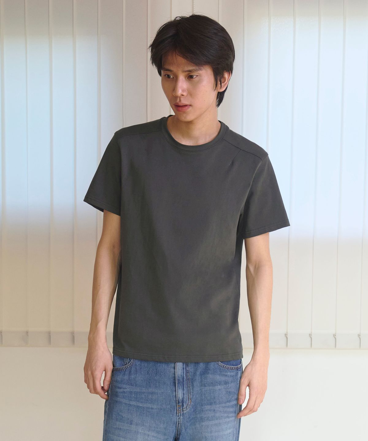 우알롱(WOOALONG) Minimal cotton regular t-shirts -KHAKI