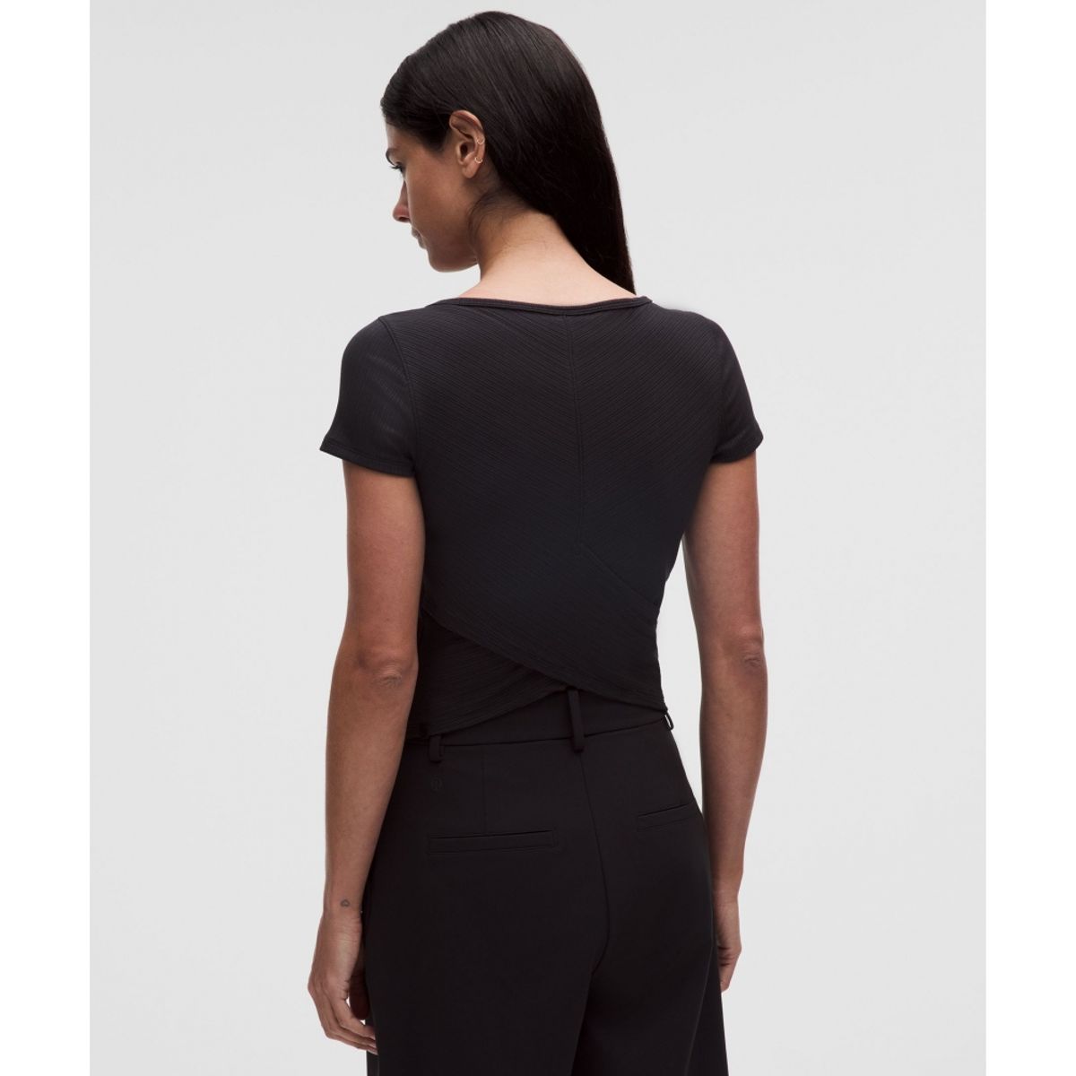룰루레몬(LULULEMON) 홀드 타이트 마이크로 립 크로스백 티셔츠  BLK