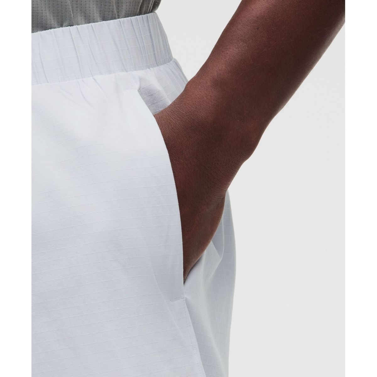룰루레몬(LULULEMON) 마일 메이커 런 크루 립스탑 라인드 쇼츠 6inch  STRH