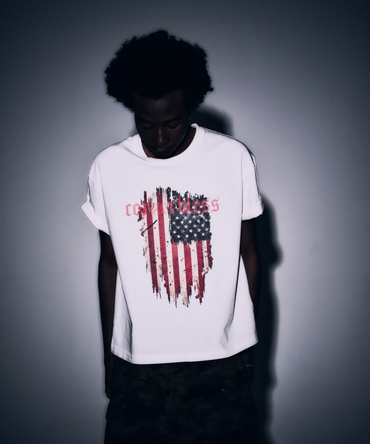 코너블레스(CORNERBLESS) STARS AND STRIPES HALF SLEEVE WHITE CROP T-SHIRTS