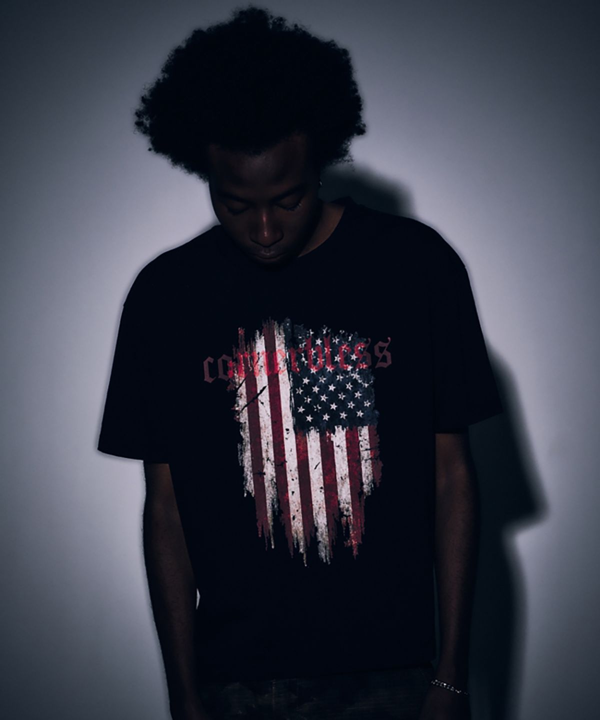 코너블레스(CORNERBLESS) STARS AND STRIPES HALF SLEEVE BLACK CROP T-SHIRTS